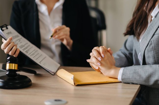 Understand Apostille Requirements Through Mobile Notary Assistance for International Documents